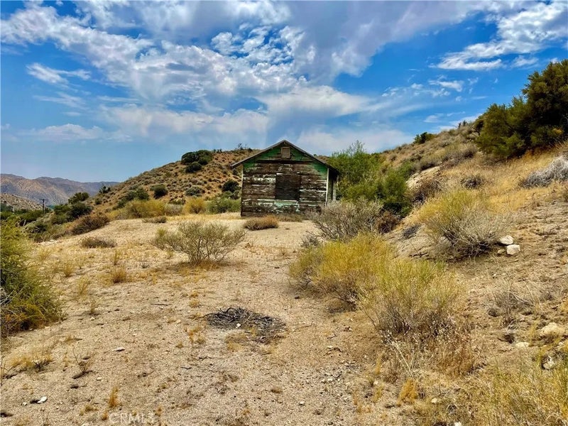 0 Pinon Ave