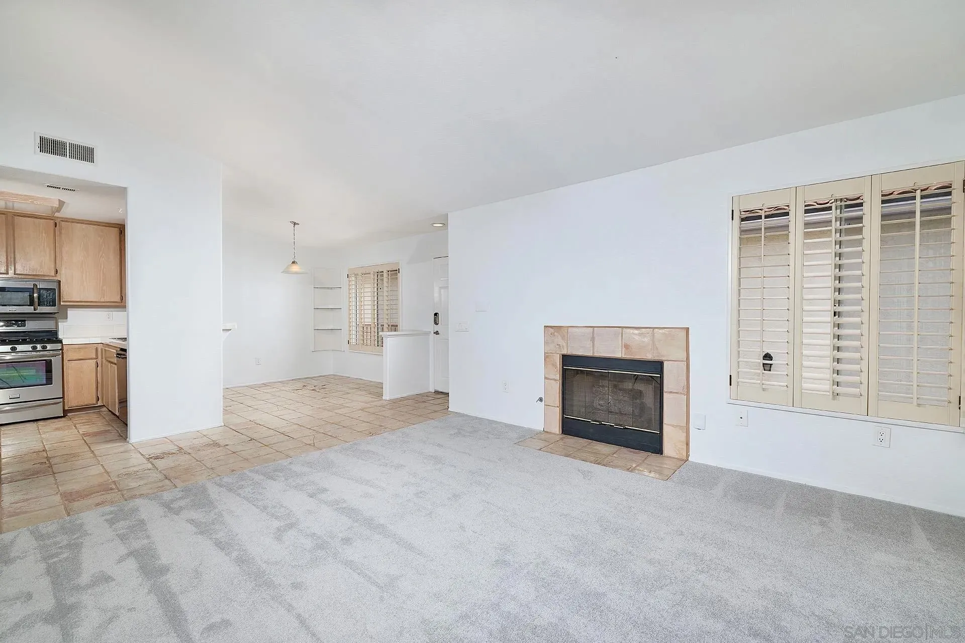 Oceanside, California 92058, United States, 2 Bedrooms Bedrooms, ,2 BathroomsBathrooms,Residential,Active,191677