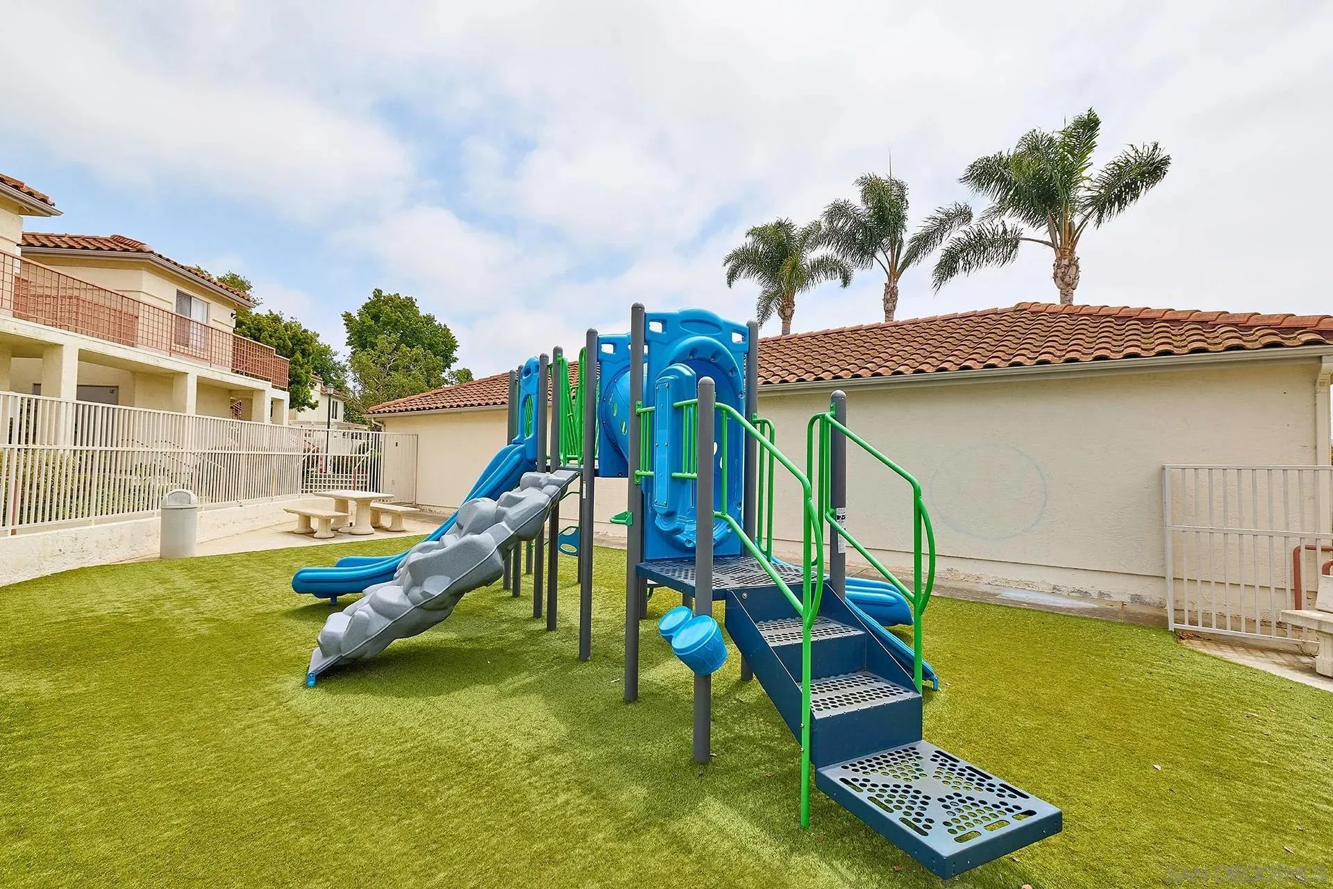 Oceanside, California 92058, United States, 2 Bedrooms Bedrooms, ,2 BathroomsBathrooms,Residential,Active,191677