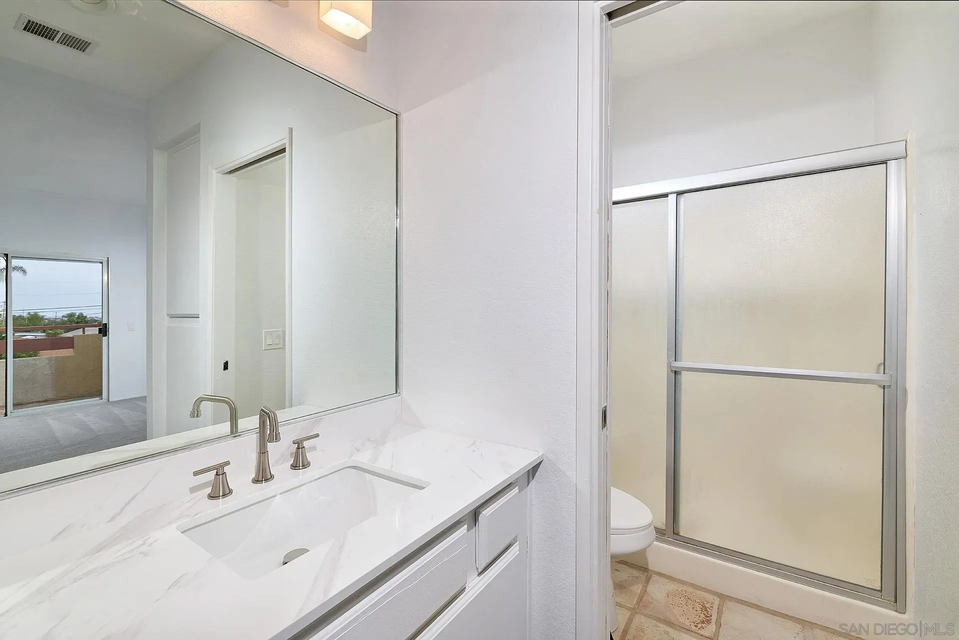 Oceanside, California 92058, United States, 2 Bedrooms Bedrooms, ,2 BathroomsBathrooms,Residential,Active,191677