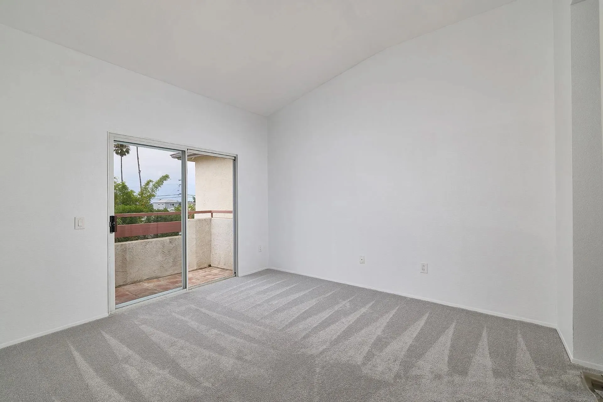 Oceanside, California 92058, United States, 2 Bedrooms Bedrooms, ,2 BathroomsBathrooms,Residential,Active,191677