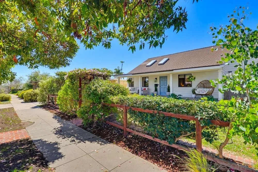 4335 Coronado Avenue