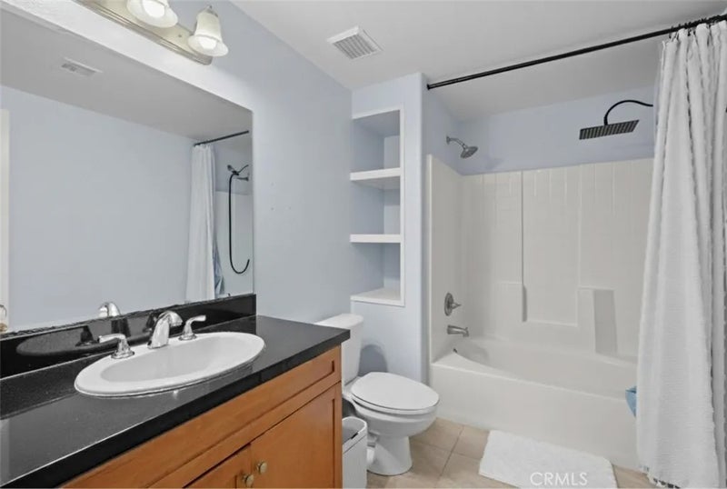 360 W Avenue 26 401