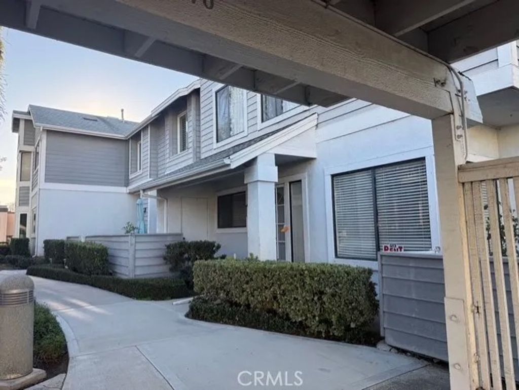 Photo of 79 Huntington, Irvine, CA 92620 (MLS # PW25270270)