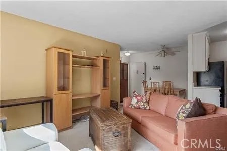5860 Benner 303