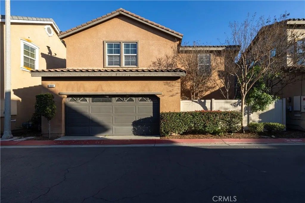 Photo of 1864 Siena Court, Riverside, CA 92501 (MLS # CV25263294)