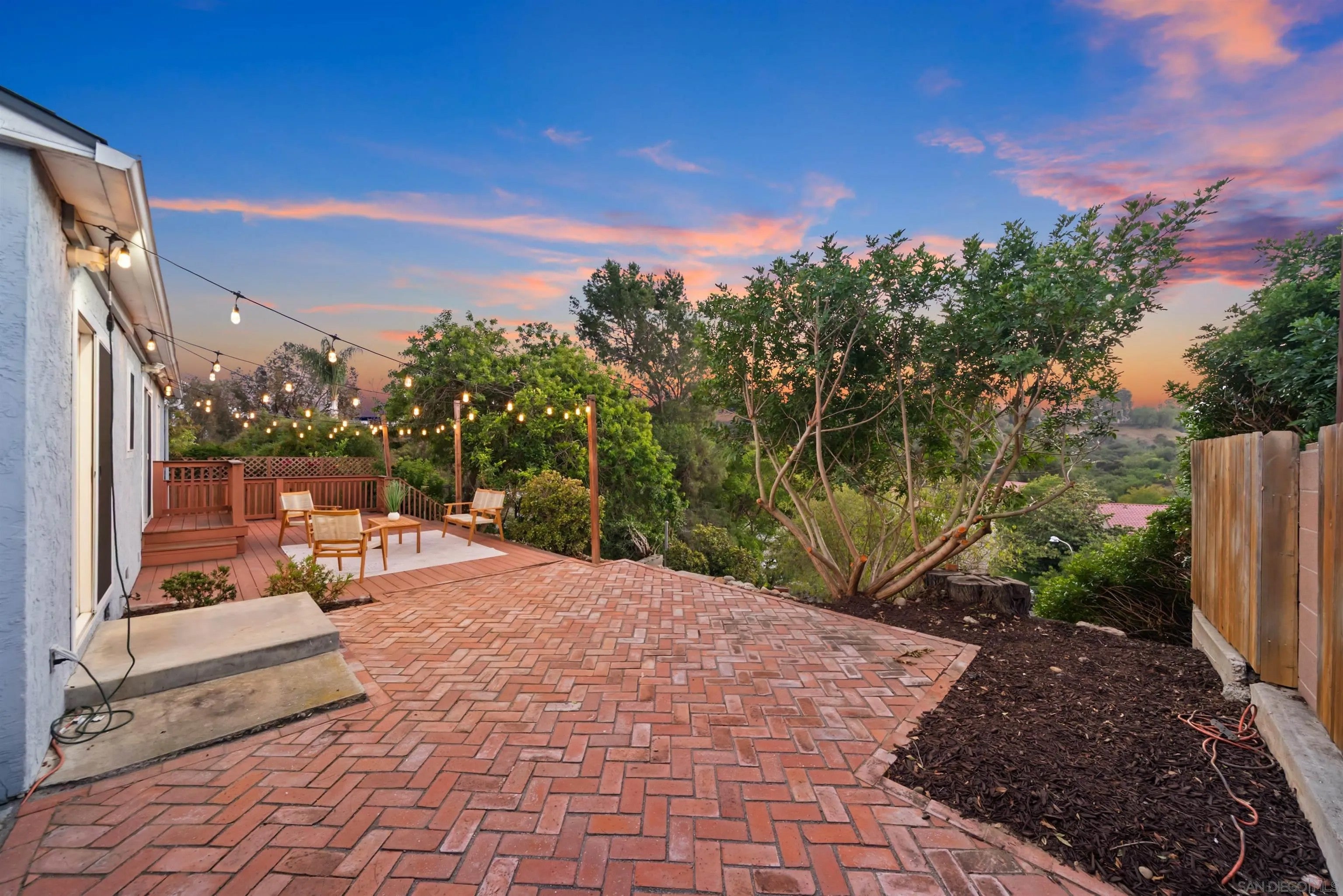 1728 Friedrick Dr