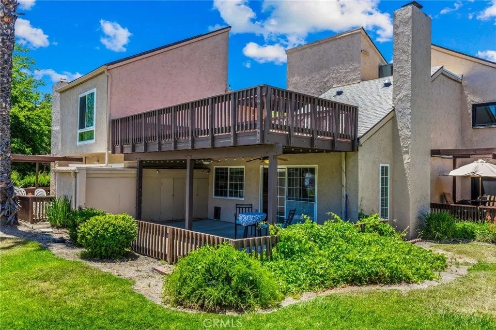 Photo of 23681 Country Villa RD, Ramona, CA 92065 (MLS # ND26133519)