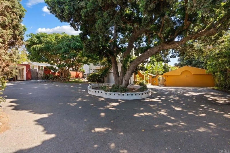 273 Hillcrest Drive