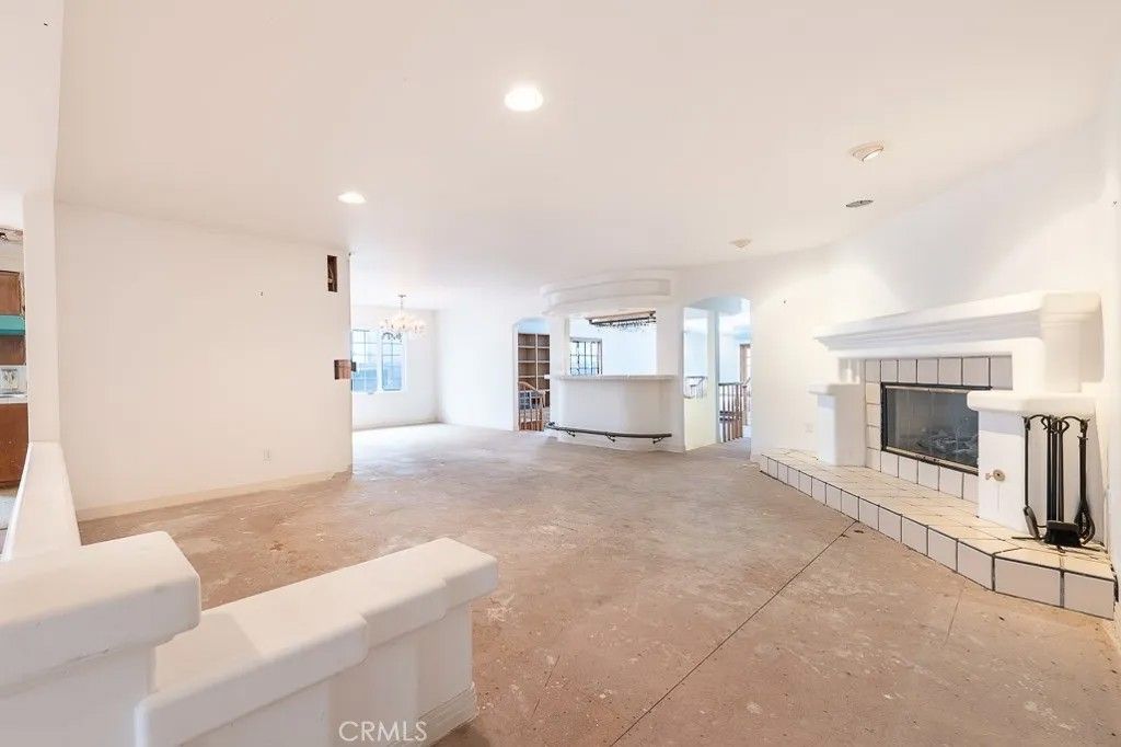 Photo of 20019 Ingomar St, Winnetka, CA 91306 (MLS # SR26070703)