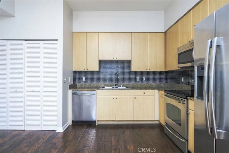 388 E Ocean Boulevard 1415