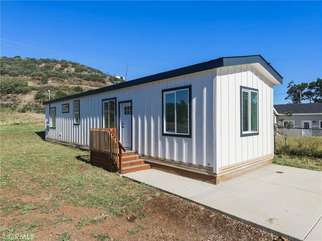 Photo of 21325 Stewart St, Middletown, CA 95461 (MLS # LC26070554)