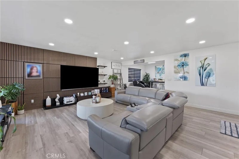 3157 Westhaven
