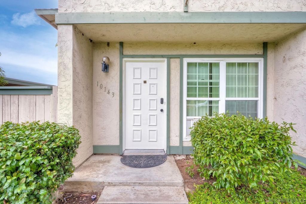 Photo of 10143 Caminito Volar, San Diego, CA 92126 (MLS # 250040741)