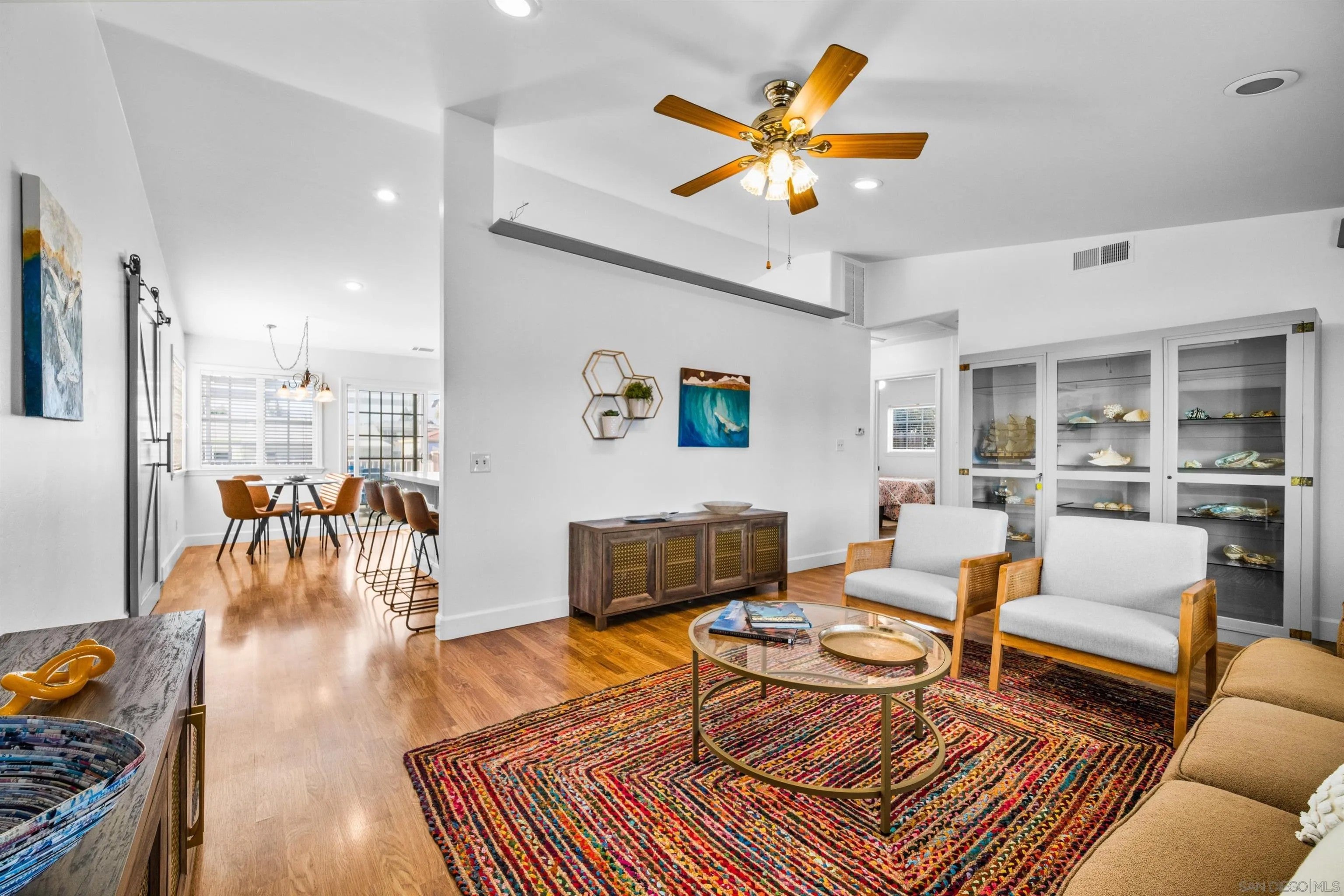 604 Monterey Dr