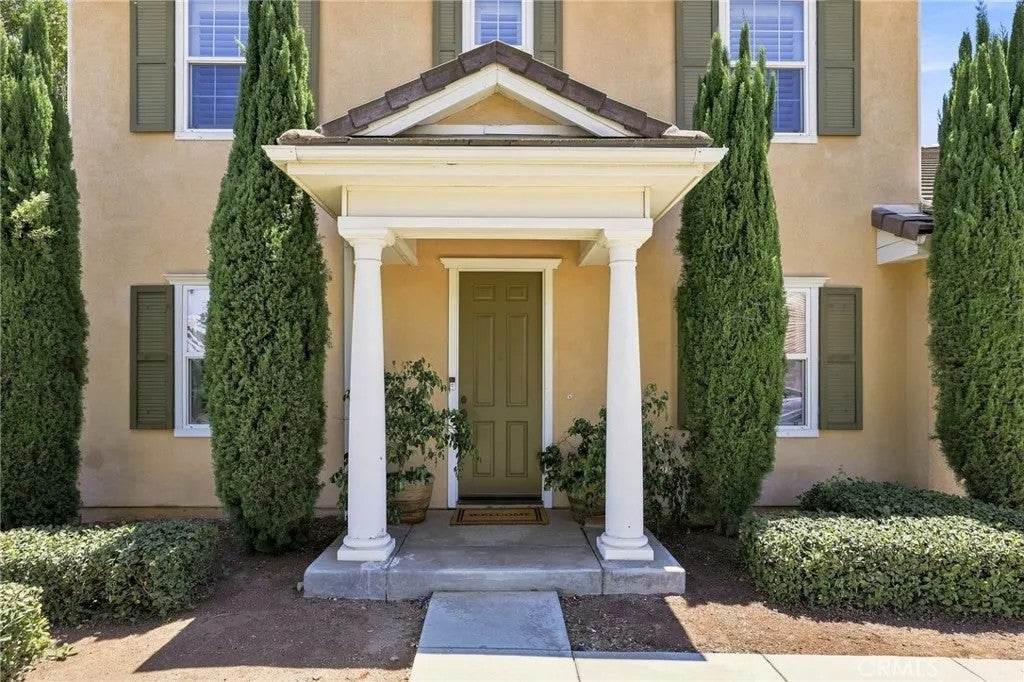 17213 Noble View