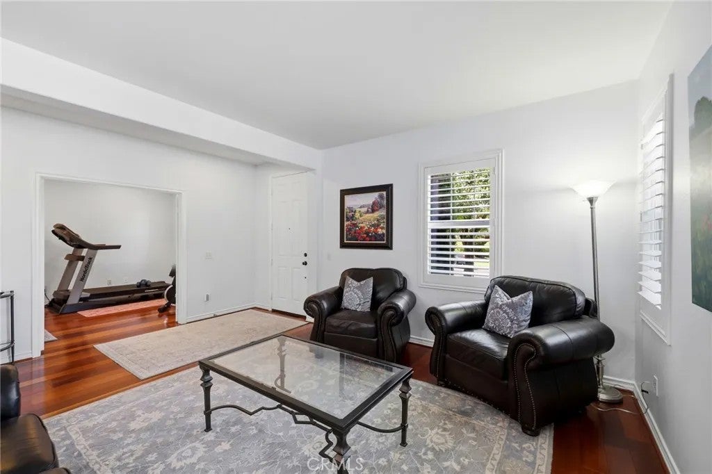 17213 Noble View