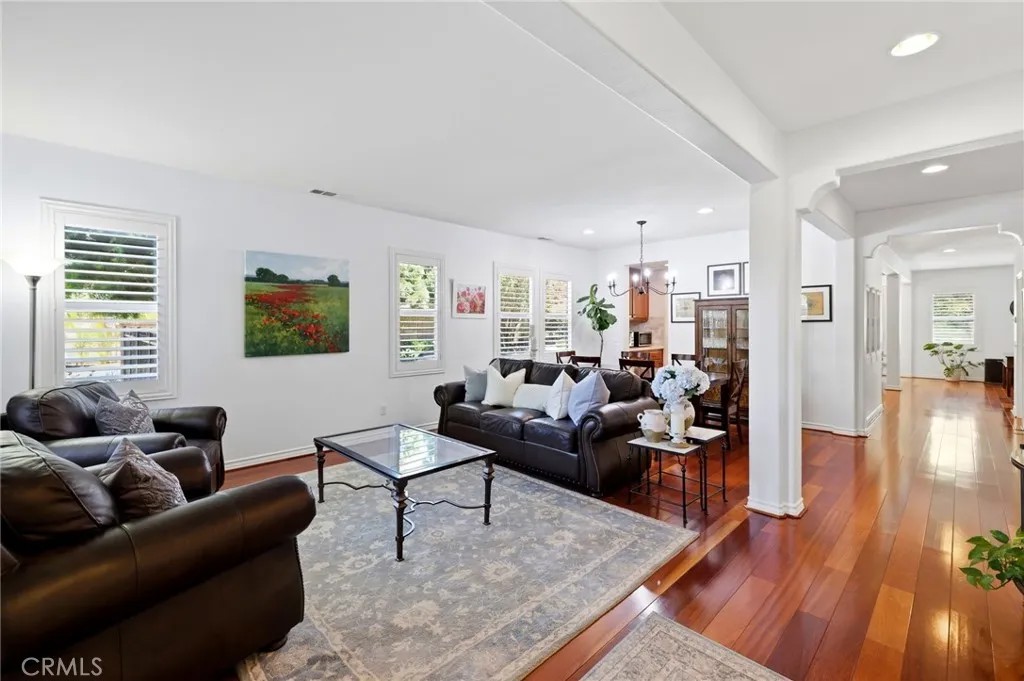 17213 Noble View