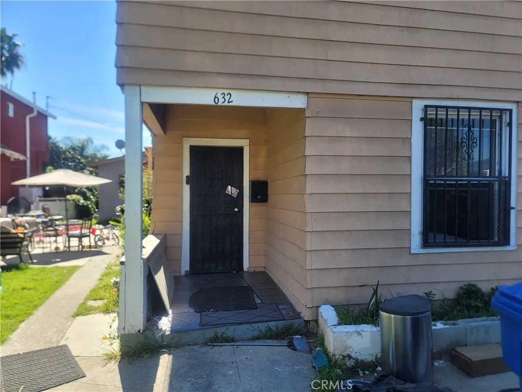 632 E 45th