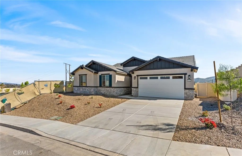 Photo of 4021 Hudson Lane, Lake Elsinore, CA 92530 (MLS # IV26097330)