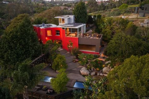 2893 Paseo Del Sol Escondido CA 92025