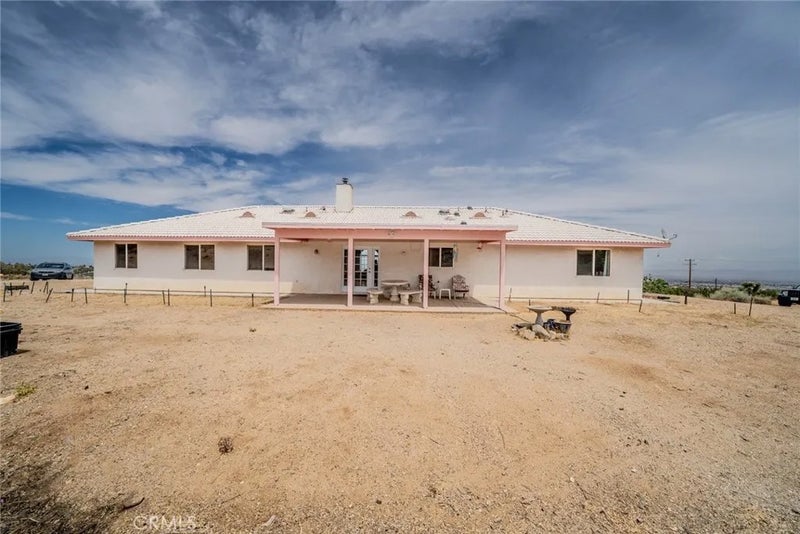 8767 Silver Rock