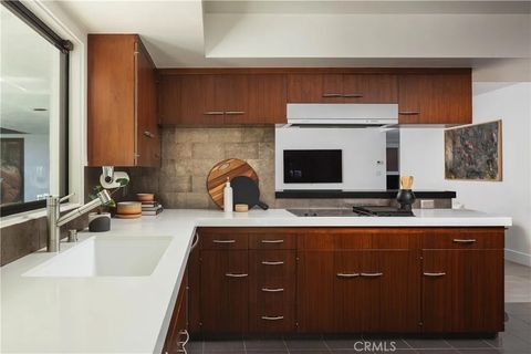 Tiny photo for 1001 Nottingham Road, Newport Beach, CA 92660 (MLS # OC25259377)