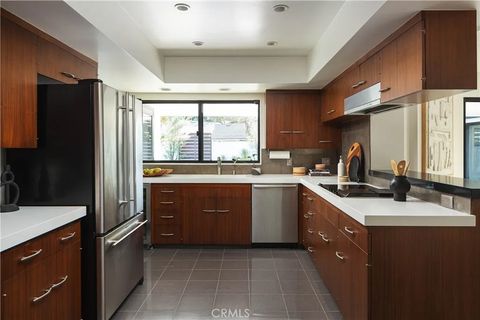 Tiny photo for 1001 Nottingham Road, Newport Beach, CA 92660 (MLS # OC25259377)