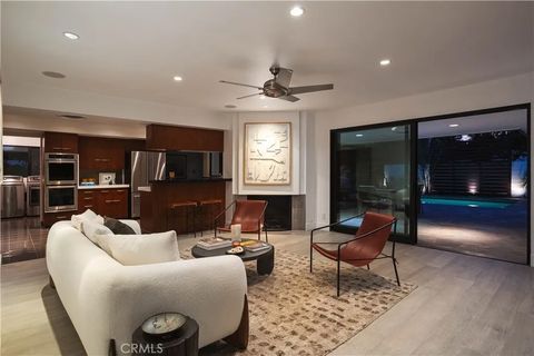 Tiny photo for 1001 Nottingham Road, Newport Beach, CA 92660 (MLS # OC25259377)