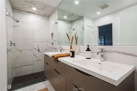 Tiny photo for 1001 Nottingham Road, Newport Beach, CA 92660 (MLS # OC25259377)