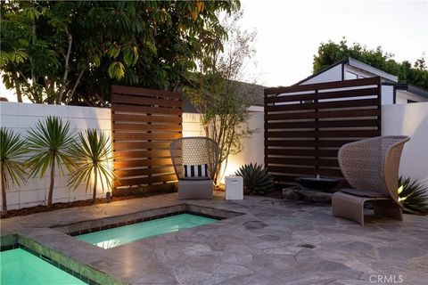 Tiny photo for 1001 Nottingham Road, Newport Beach, CA 92660 (MLS # OC25259377)