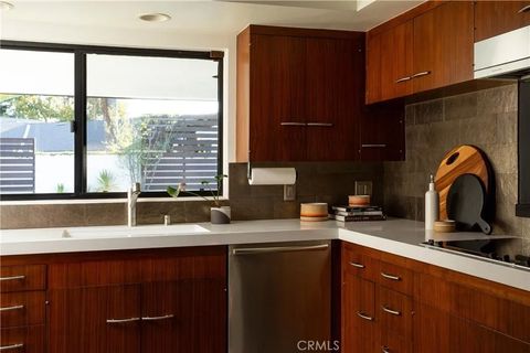 Tiny photo for 1001 Nottingham Road, Newport Beach, CA 92660 (MLS # OC25259377)