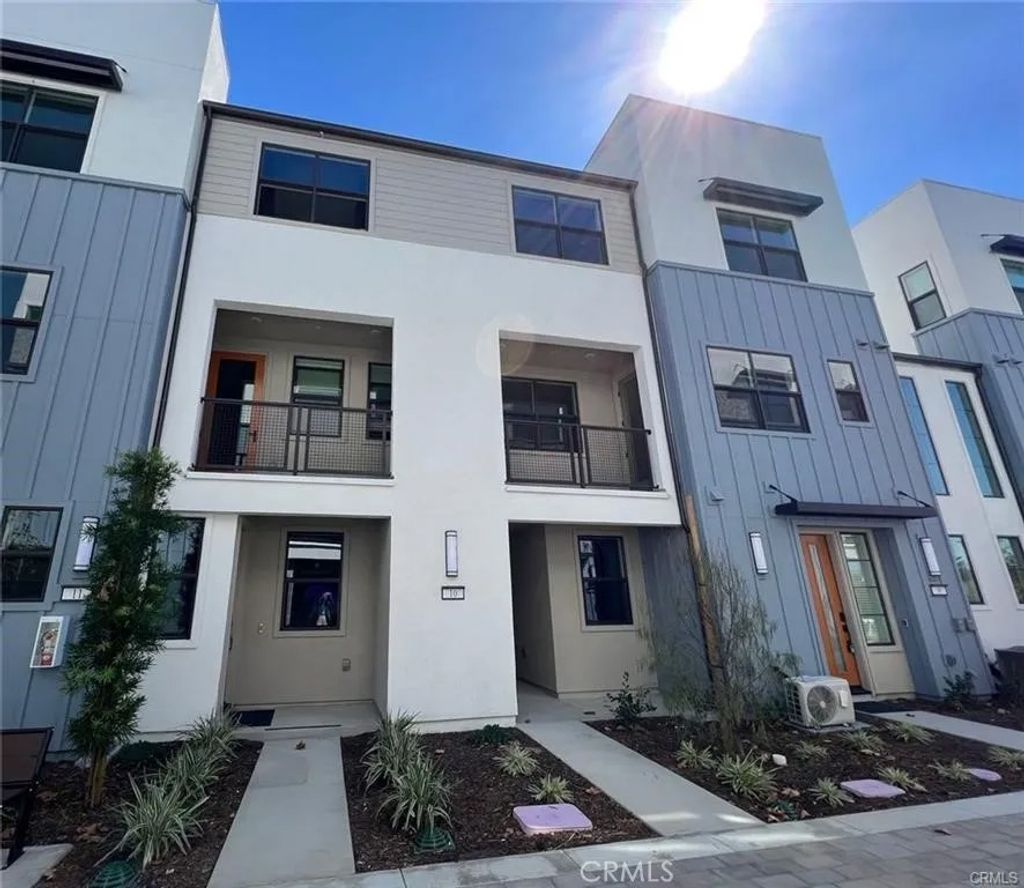 Photo of 947 N Divino Privado #10, Ontario, CA 91764 (MLS # TR26049581)