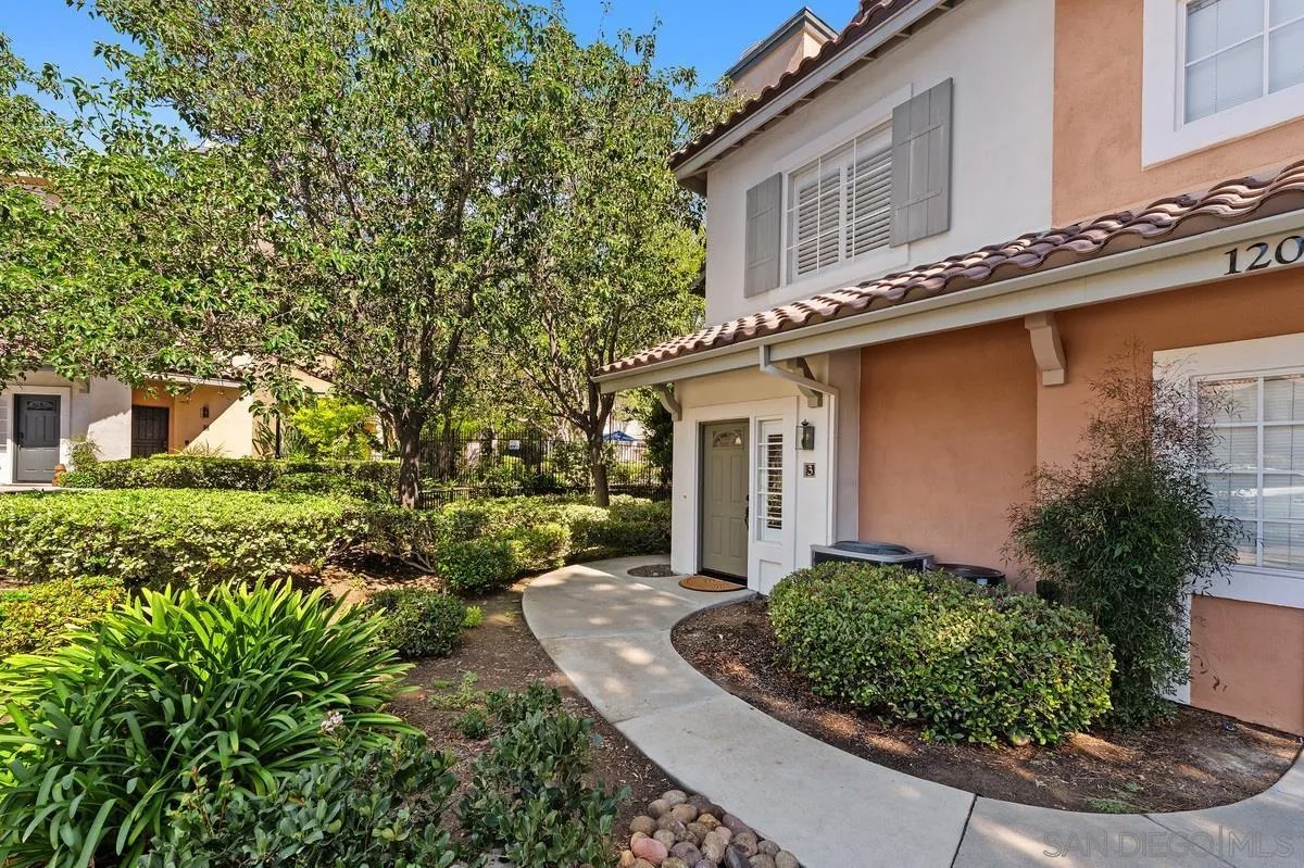 12047 Tivoli Park Row 3