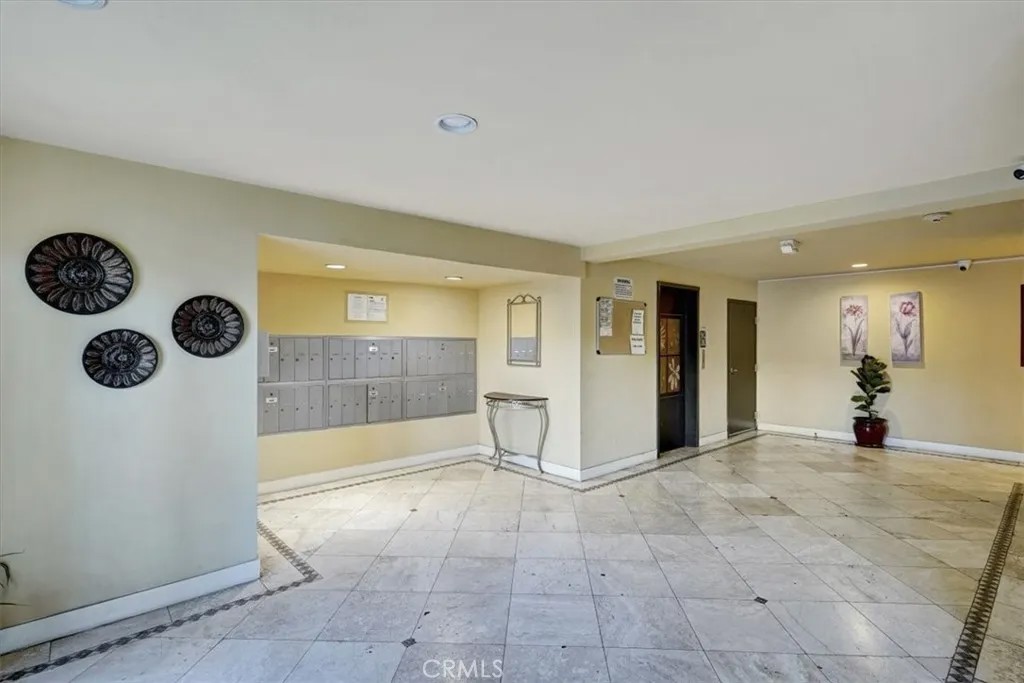 20327 Saticoy 309