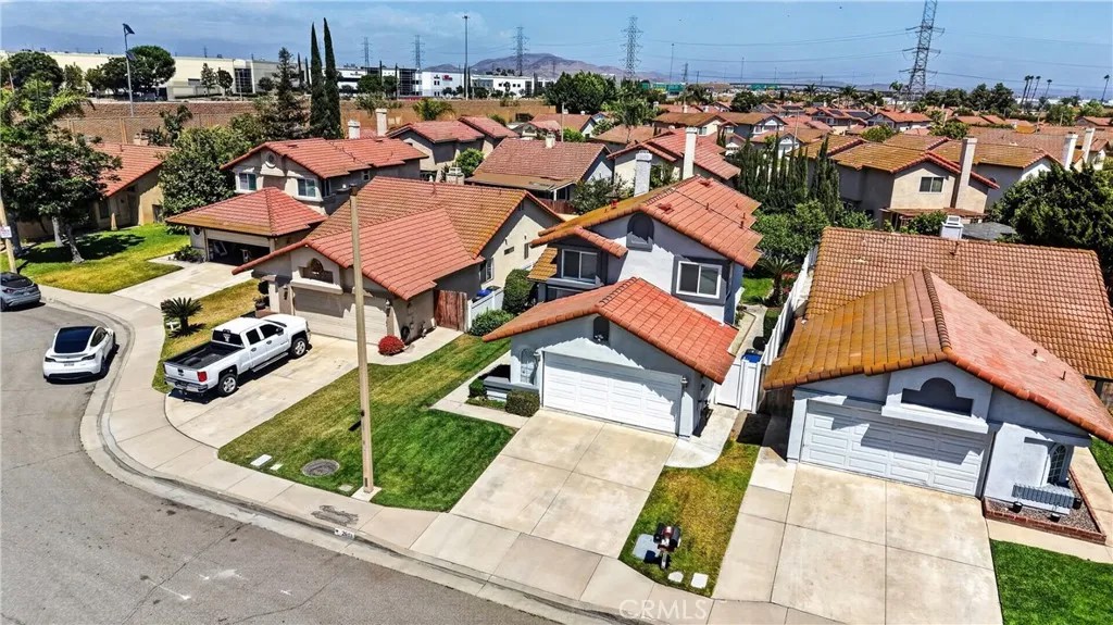 2613 Eel River Place