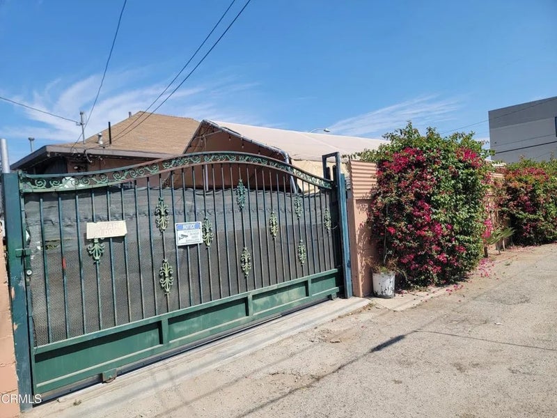 2338 sheridan Street