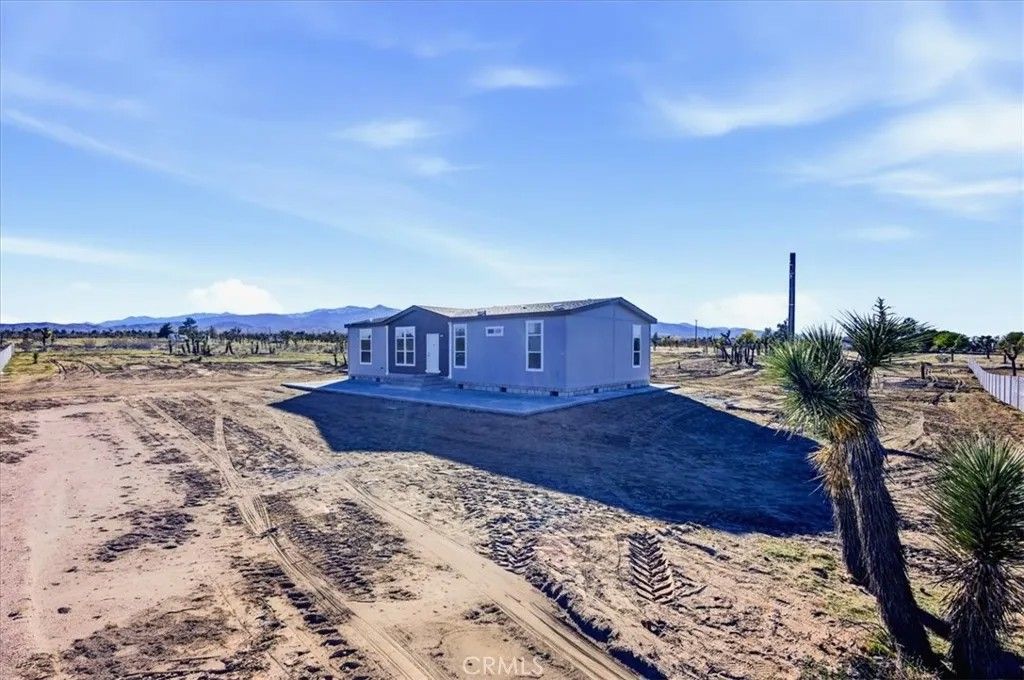 Photo of 12012 Lager Road, Phelan, CA 92371 (MLS # TR25276687)