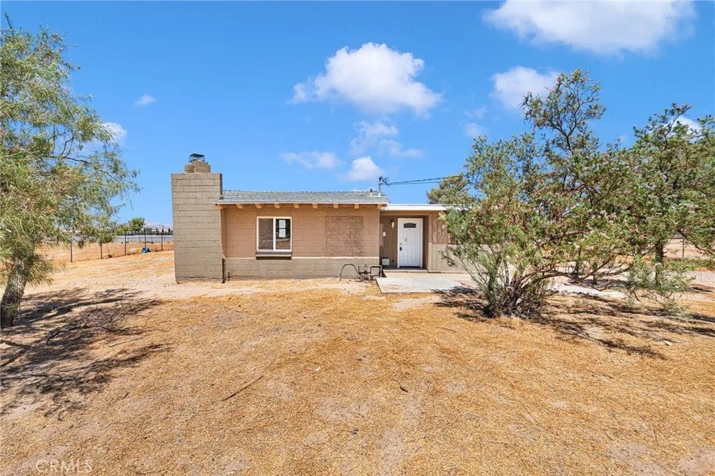 10912 Matilija