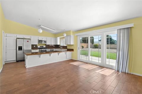 Tiny photo for 1610 Coral Dr, Santa Maria, CA 93454 (MLS # PI25238595)