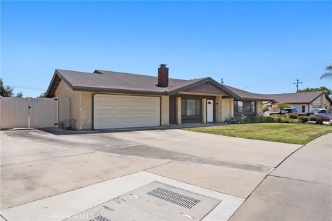 Tiny photo for 1610 Coral Dr, Santa Maria, CA 93454 (MLS # PI25238595)