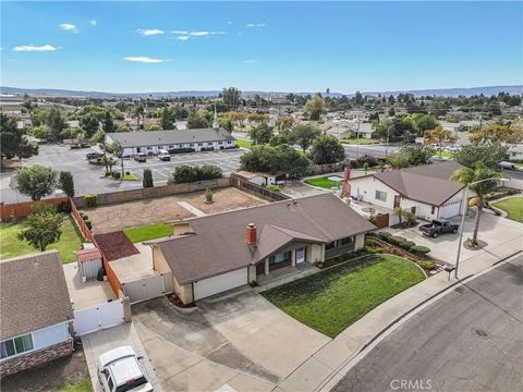 Tiny photo for 1610 Coral Dr, Santa Maria, CA 93454 (MLS # PI25238595)