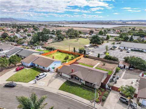 Tiny photo for 1610 Coral Dr, Santa Maria, CA 93454 (MLS # PI25238595)