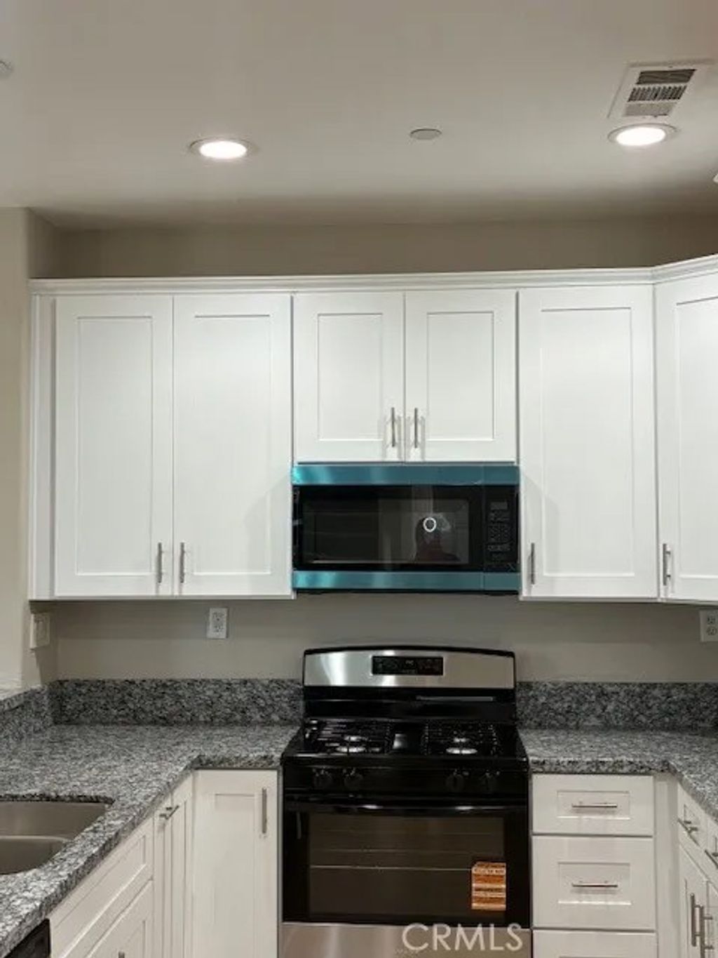 Photo of 1800 E Lakeshore Dr #1805, Lake Elsinore, CA 92530 (MLS # CV26020274)