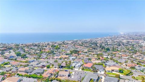 Tiny photo for 204 Via Colusa, Redondo Beach, CA 90277 (MLS # PW25244888)