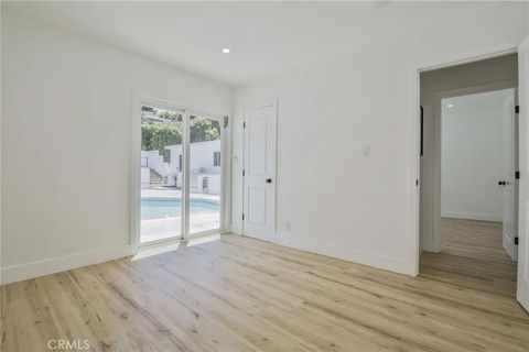 Tiny photo for 204 Via Colusa, Redondo Beach, CA 90277 (MLS # PW25244888)