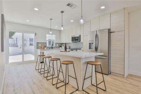 Tiny photo for 204 Via Colusa, Redondo Beach, CA 90277 (MLS # PW25244888)