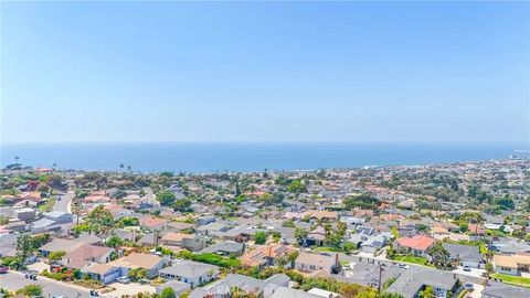 Tiny photo for 204 Via Colusa, Redondo Beach, CA 90277 (MLS # PW25244888)