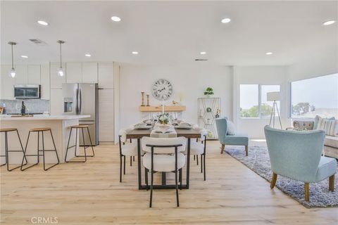 Tiny photo for 204 Via Colusa, Redondo Beach, CA 90277 (MLS # PW25244888)