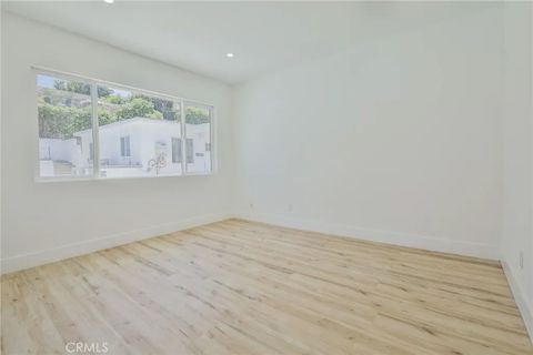 Tiny photo for 204 Via Colusa, Redondo Beach, CA 90277 (MLS # PW25244888)